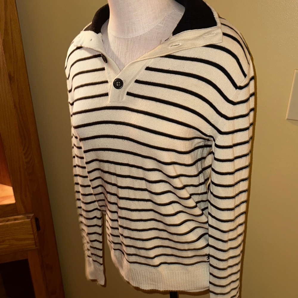 American Eagle Outfitters Black and White Striped Zip Up Sweater